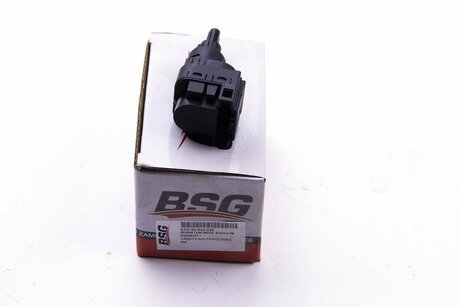 BSG 90-840-038 BSG Выключатель фонаря сигнала торможения