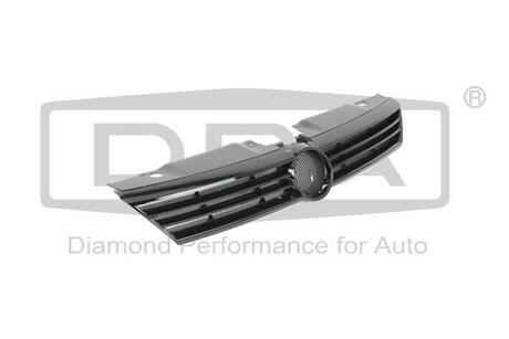 88531176302 DPA Решетка радиатора без эмблемы VW Jetta IV (162,163, AV3, AV2) (10-14) ()