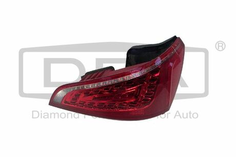 99451790702 DPA Фонарь правый LED Audi Q5 (08-) ()
