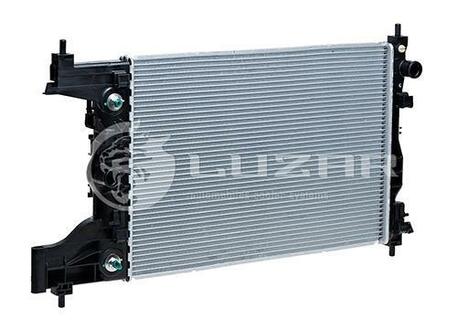 LRc 05153 LUZAR Радиатор охлаждения Cruze 1.6/1.8 (09-) / Astra J (10-) 1.4i / 1.6i / 1.8i АКПП (580*398*16) ()
