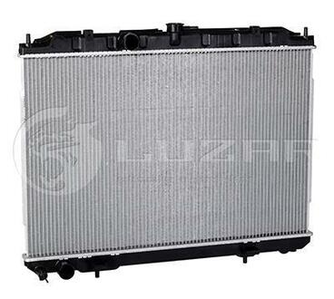 LRc 14H8 LUZAR Радиатор охлаждения X-Trail T30 (01-) МКПП ()