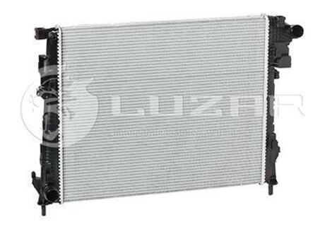 LRc 2148 LUZAR Радиатор охлаждения Trafic 2.0d (01-) МКПП (558*446*26) ()