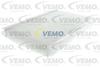 V33-72-0021 VEMO Датчик, частота вращения колеса (фото 1)